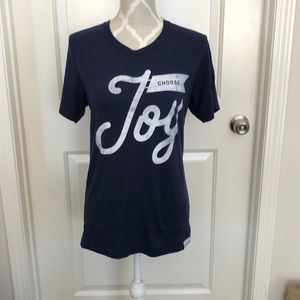 Walk in Love graphic T-shirt size small